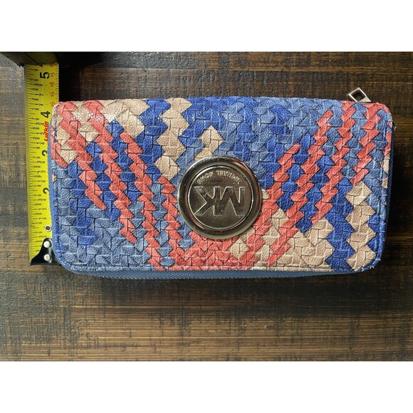 Michael Kors Woven Zip-Around Wallet with Logo Emblem - Picture 1 of 7